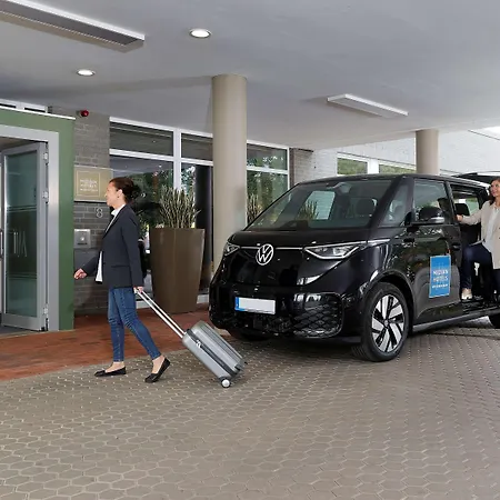 Hotel Median Messe 3*