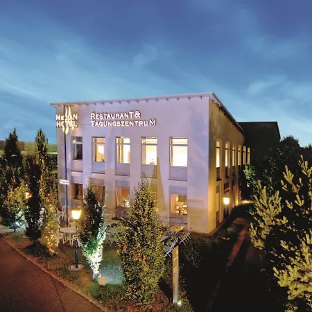 Median Messe فندق 3*