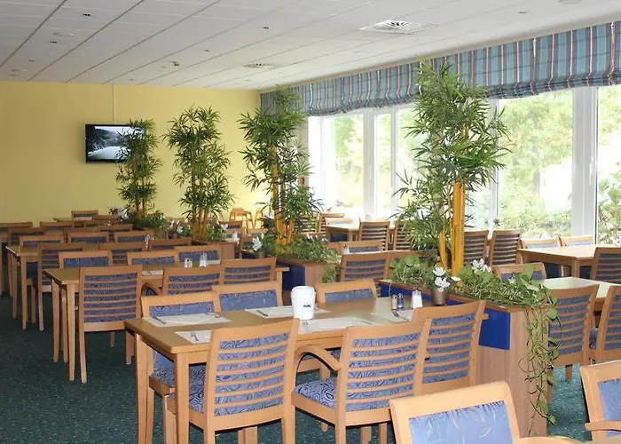 Median Messe Hotel 3*