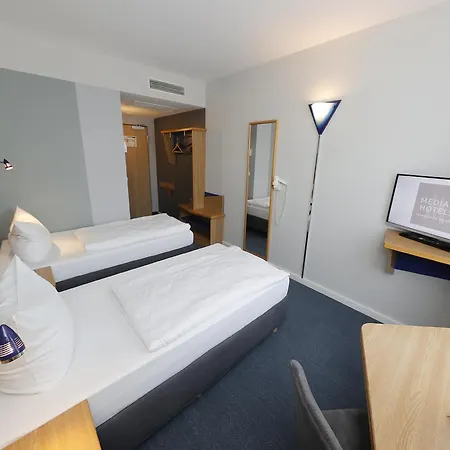 메디앙 메세 호텔