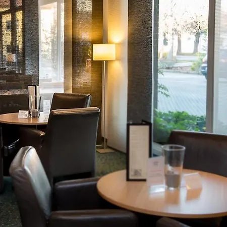 Hotel Median Messe 3*